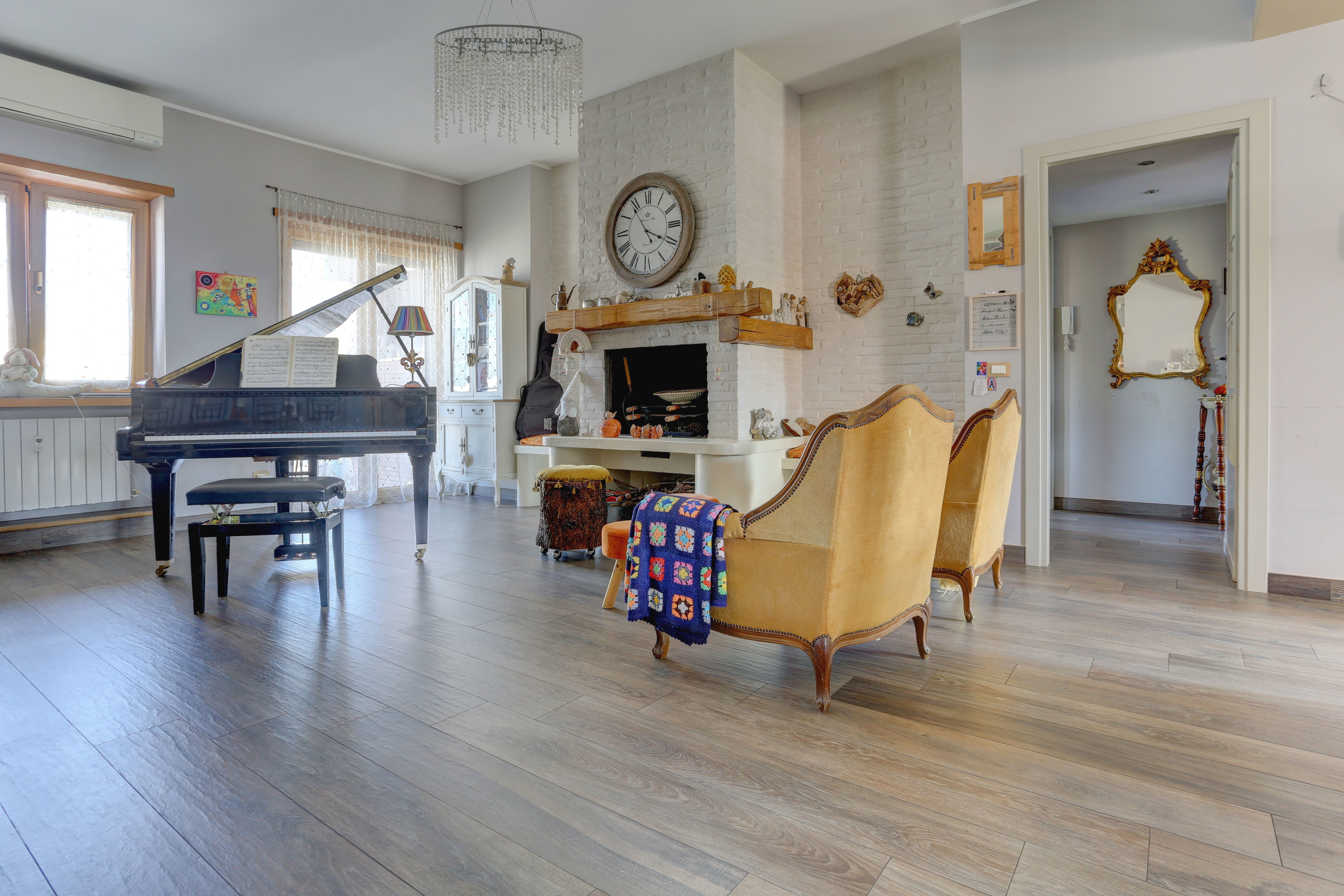 Attico ristrutturato in viale alessandrino 10, Roma