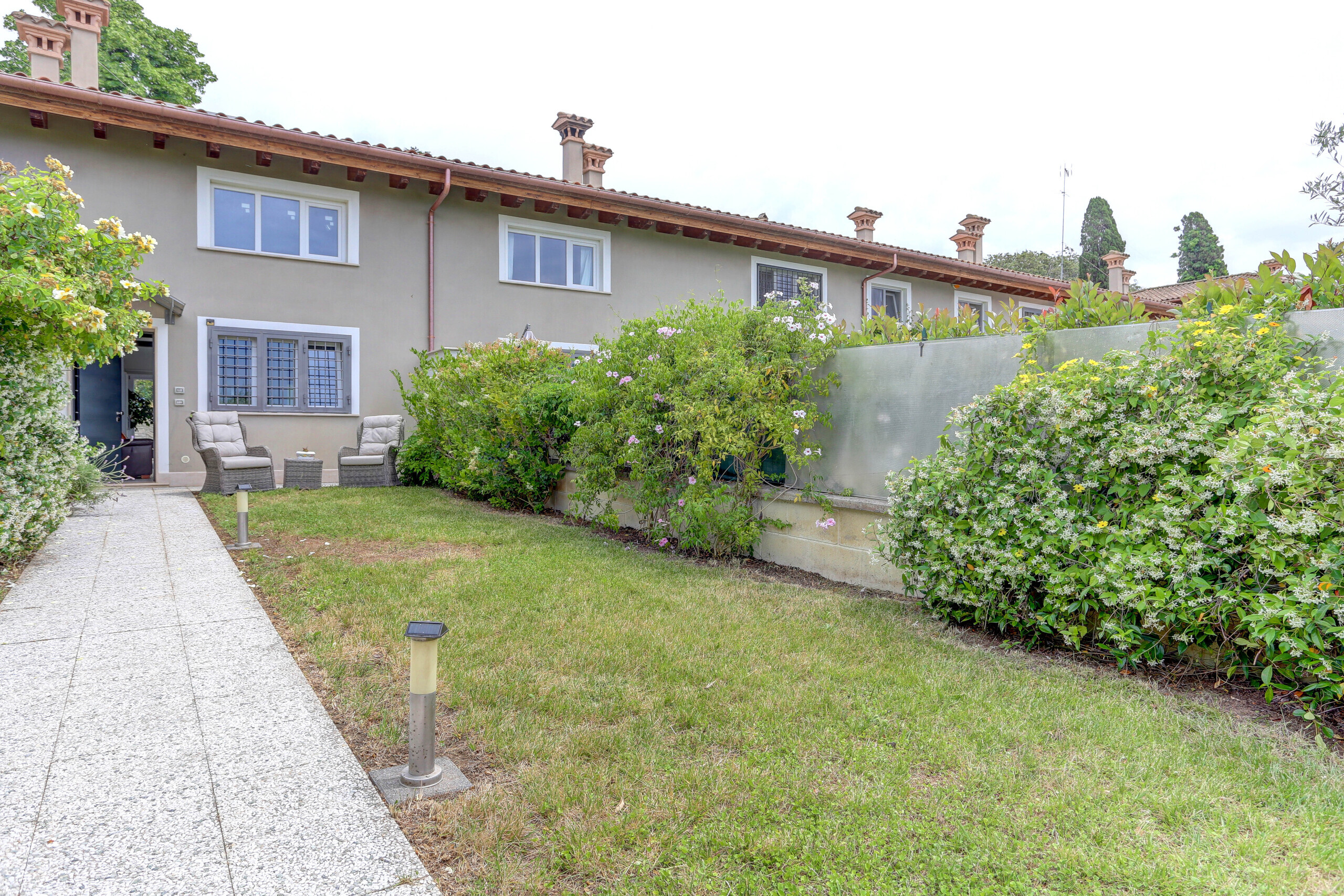 Villa con giardino in via del fontanile di mezzaluna 231, Fiumicino