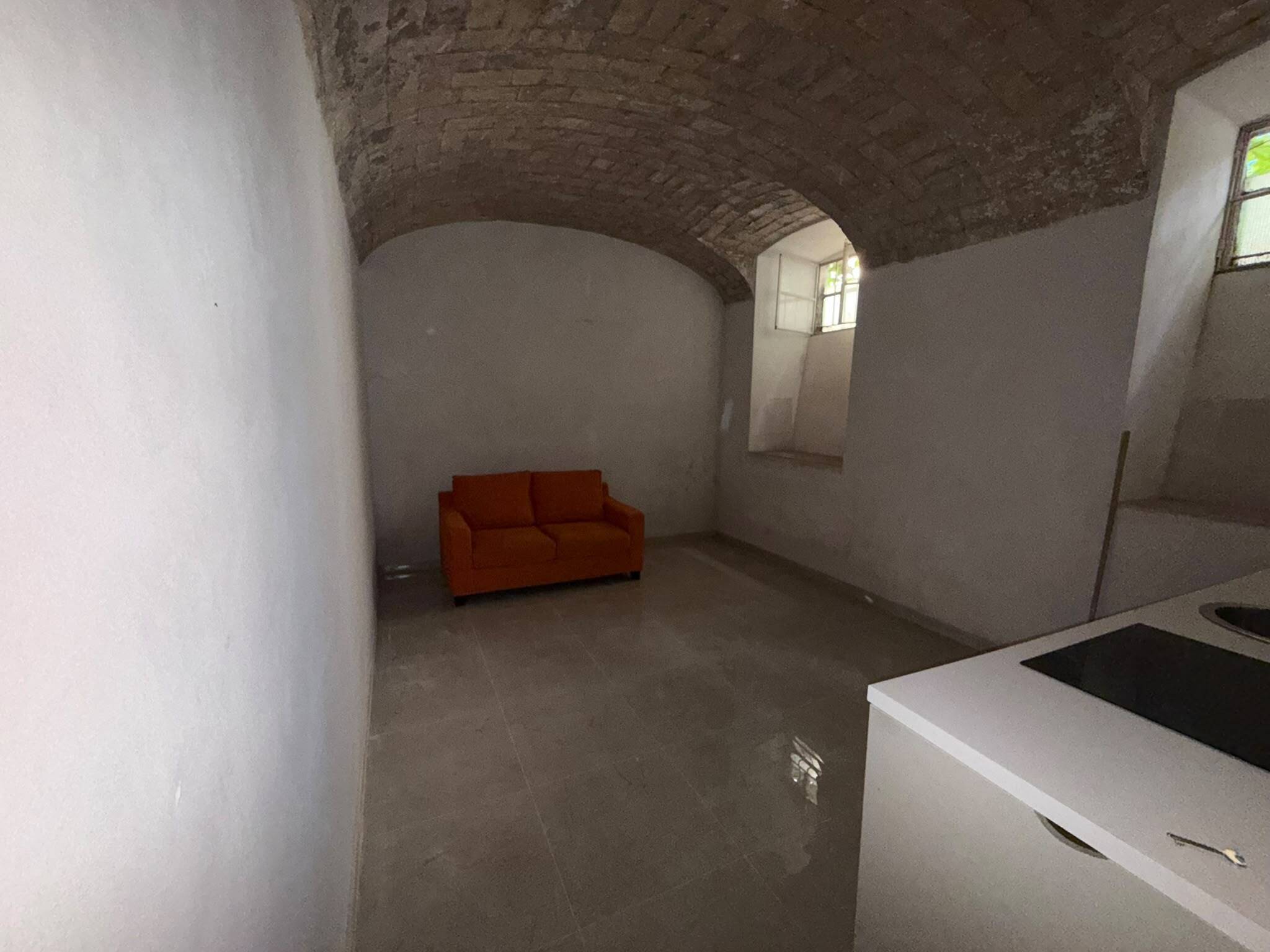Magazzino da ristrutturare a Roma