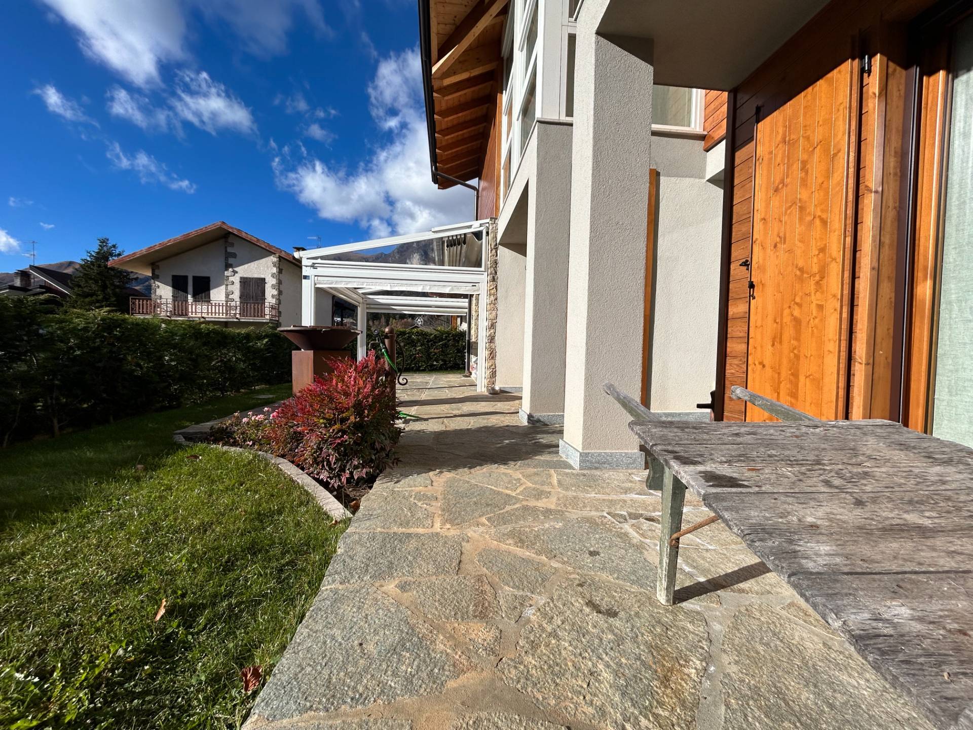 Villa in vendita a Castione della Presolana, Dorga