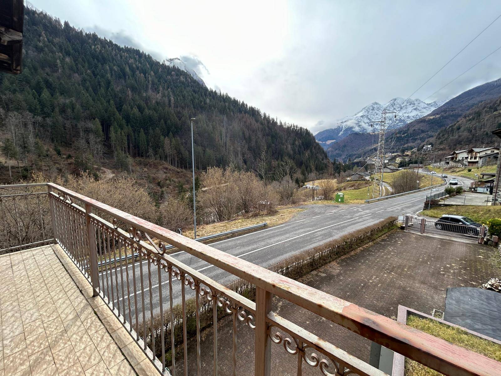 Casa semindipendente in vendita a Gromo