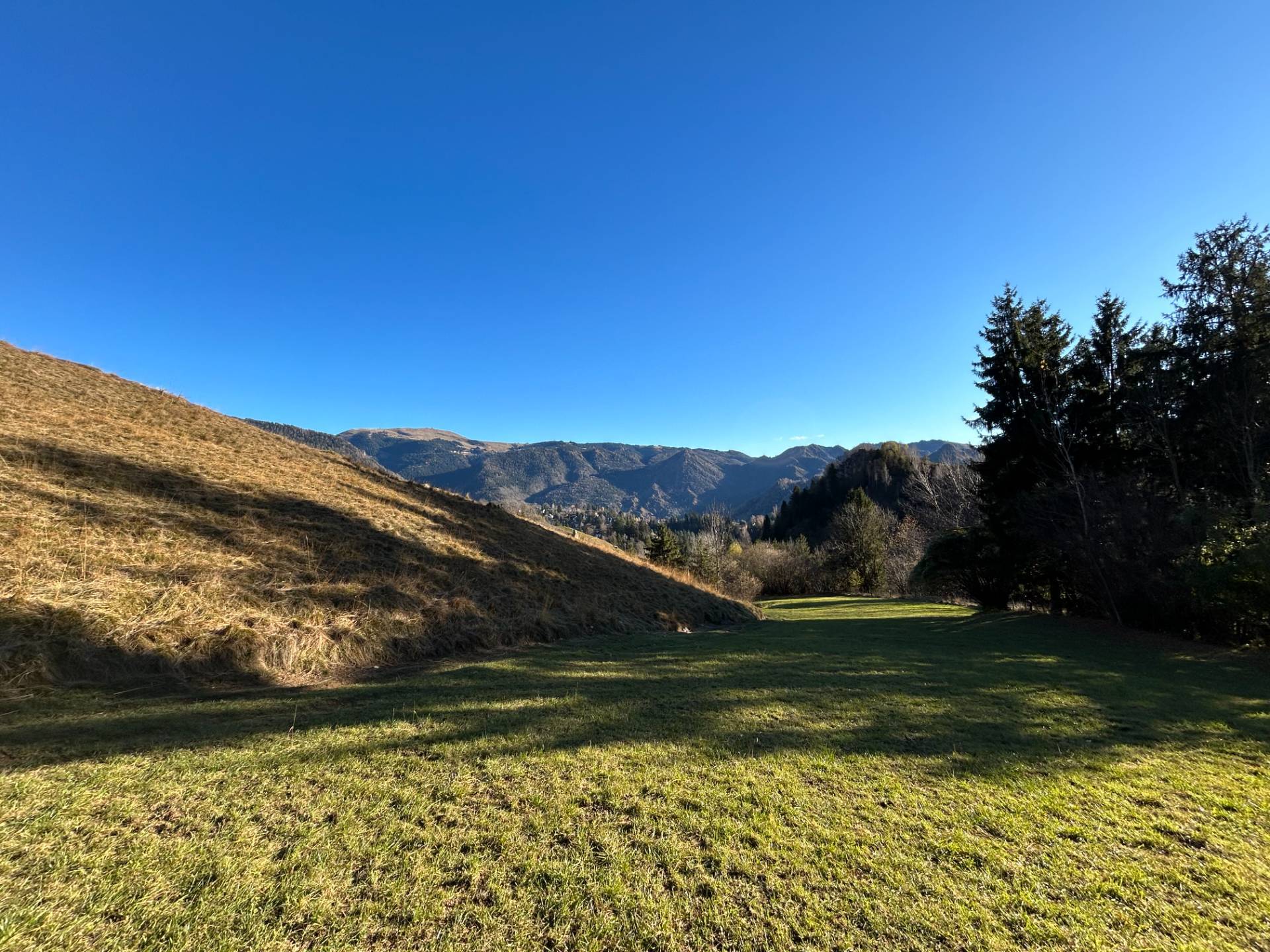 Rustico in vendita a Castione della Presolana, Bratto