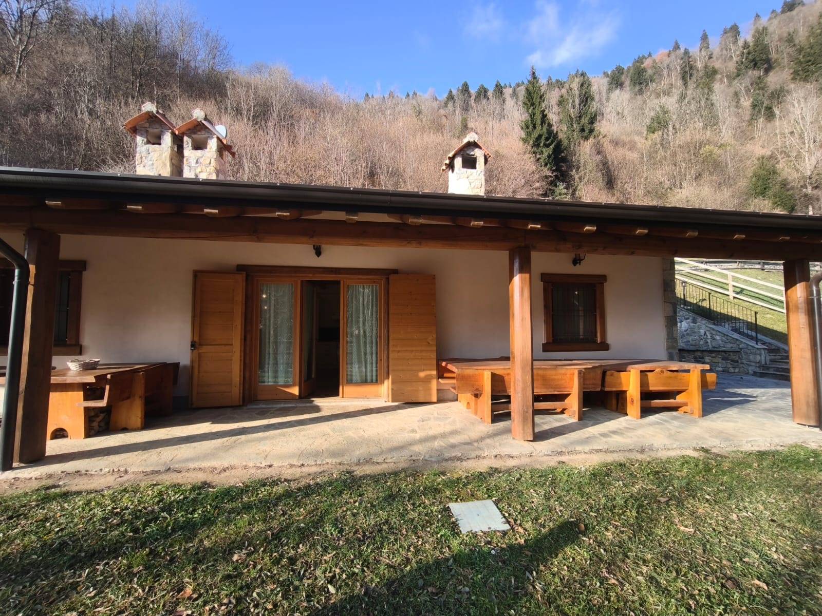 Villa bifamiliare in vendita a Oltressenda Alta, Spinelli