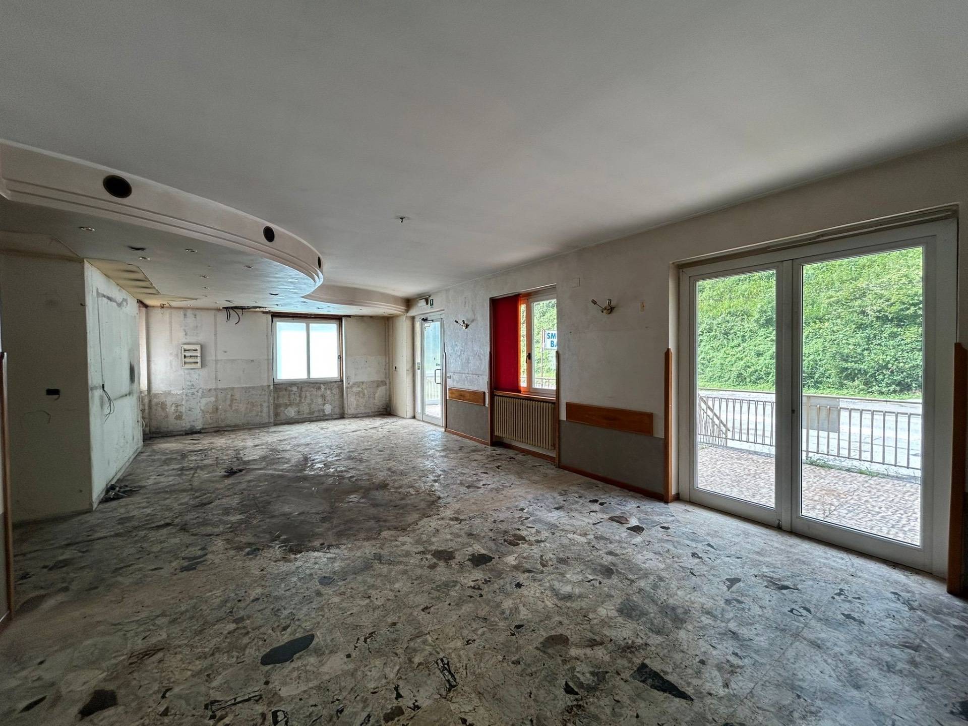 Palazzo intero stabile in vendita a Ardesio