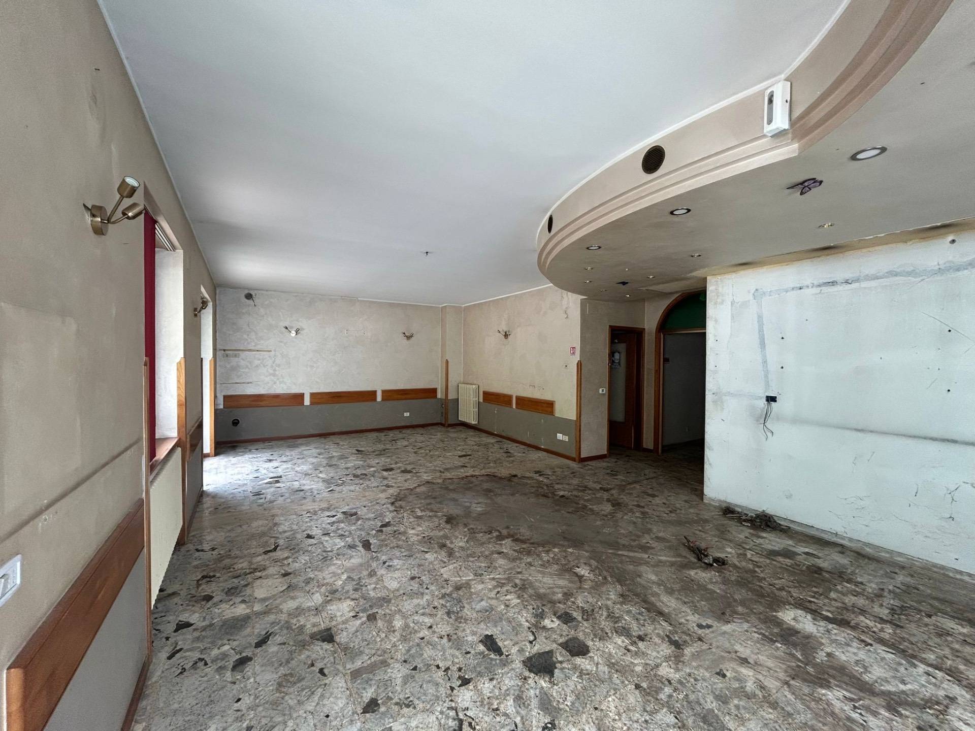 Palazzo intero stabile in vendita a Ardesio