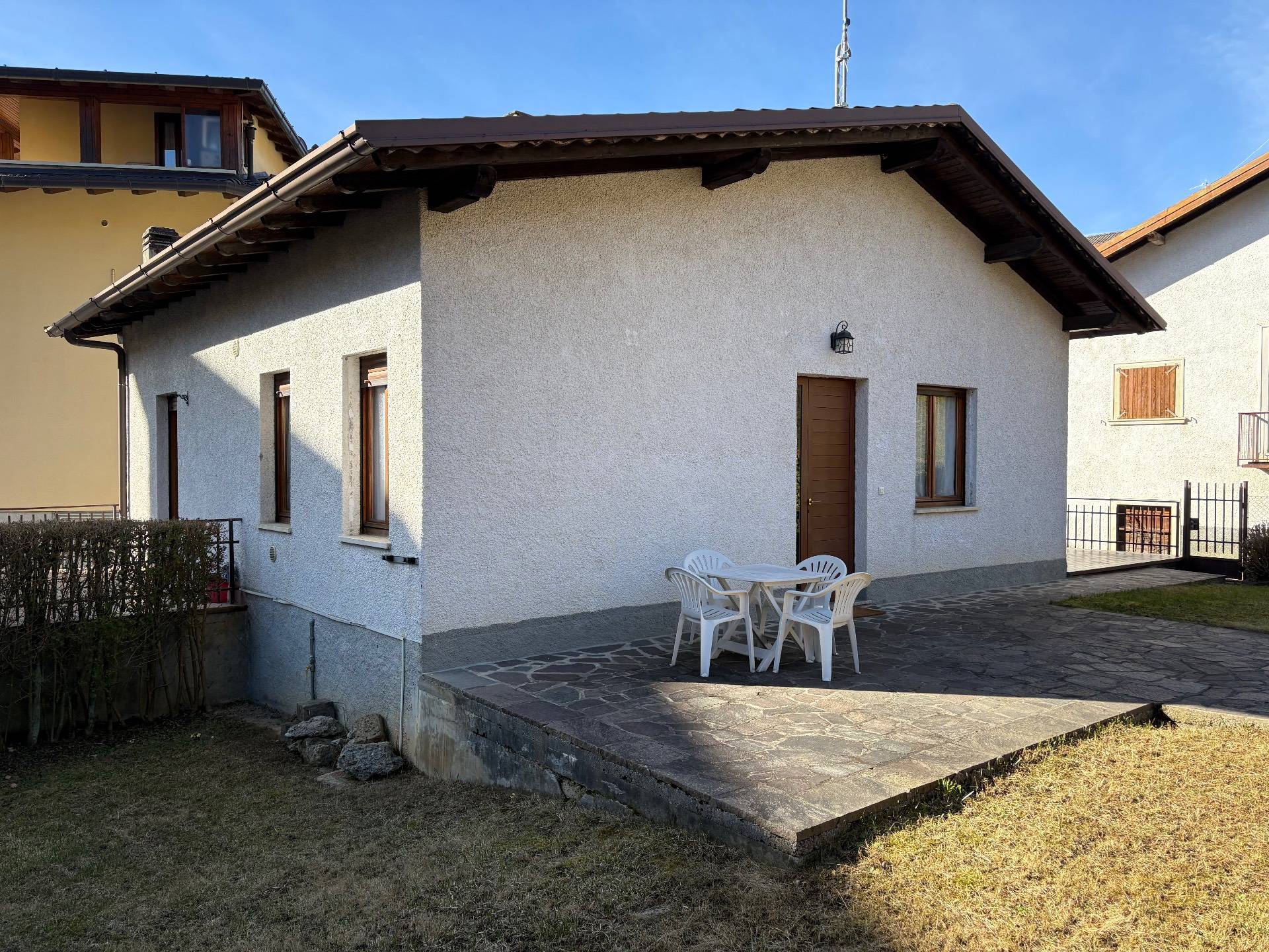 Casa indipendente in vendita a Castione della Presolana, Bratto