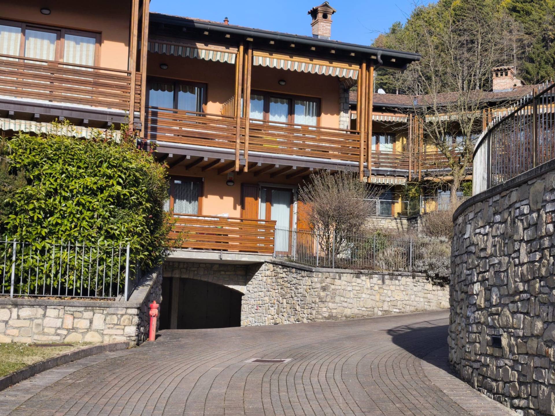 Appartamento in vendita a Songavazzo