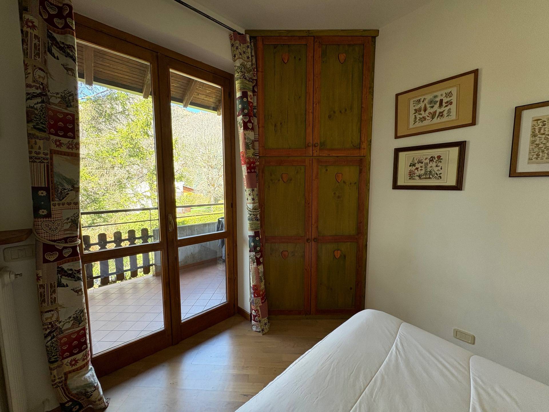 Appartamento in vendita a Castione della Presolana, Dorga