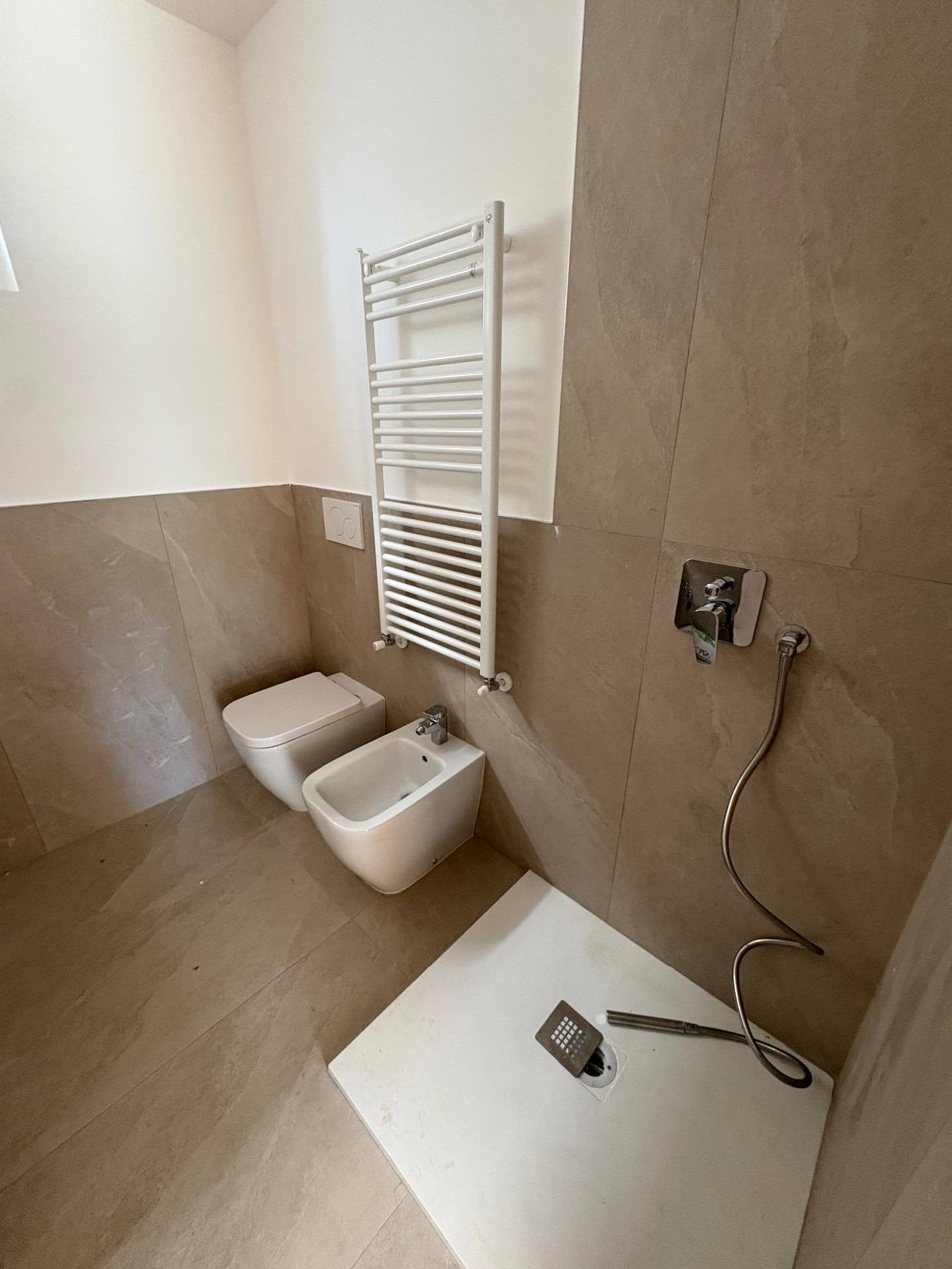 Villa bifamiliare in vendita a Castione della Presolana, Dorga