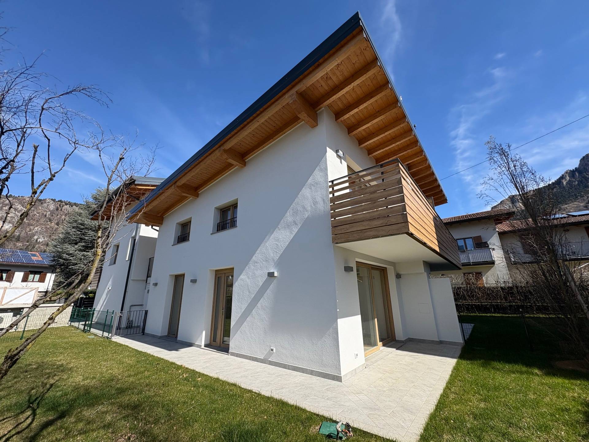 Villa bifamiliare in vendita a Castione della Presolana, Dorga