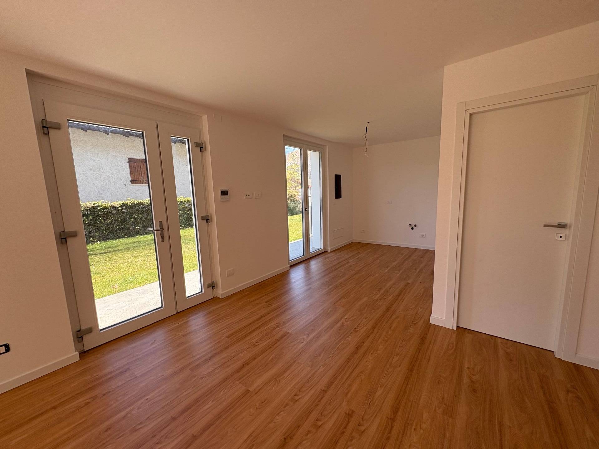 Villa bifamiliare in vendita a Castione della Presolana, Dorga