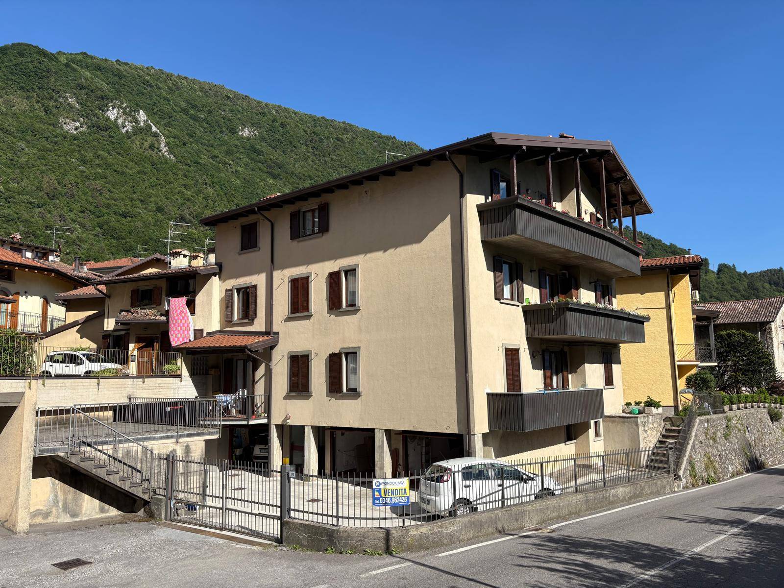 Appartamento in vendita a Villa d'Ogna