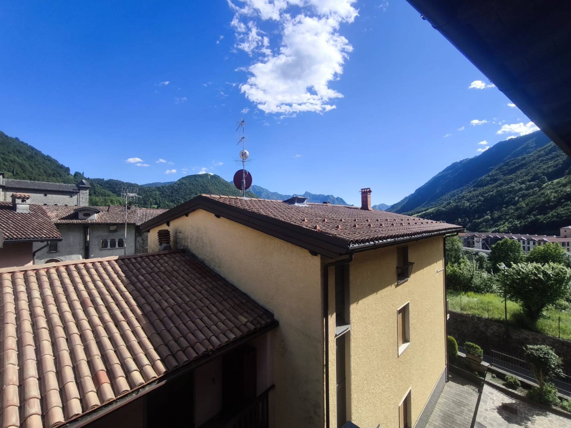 Appartamento in vendita a Villa d'Ogna