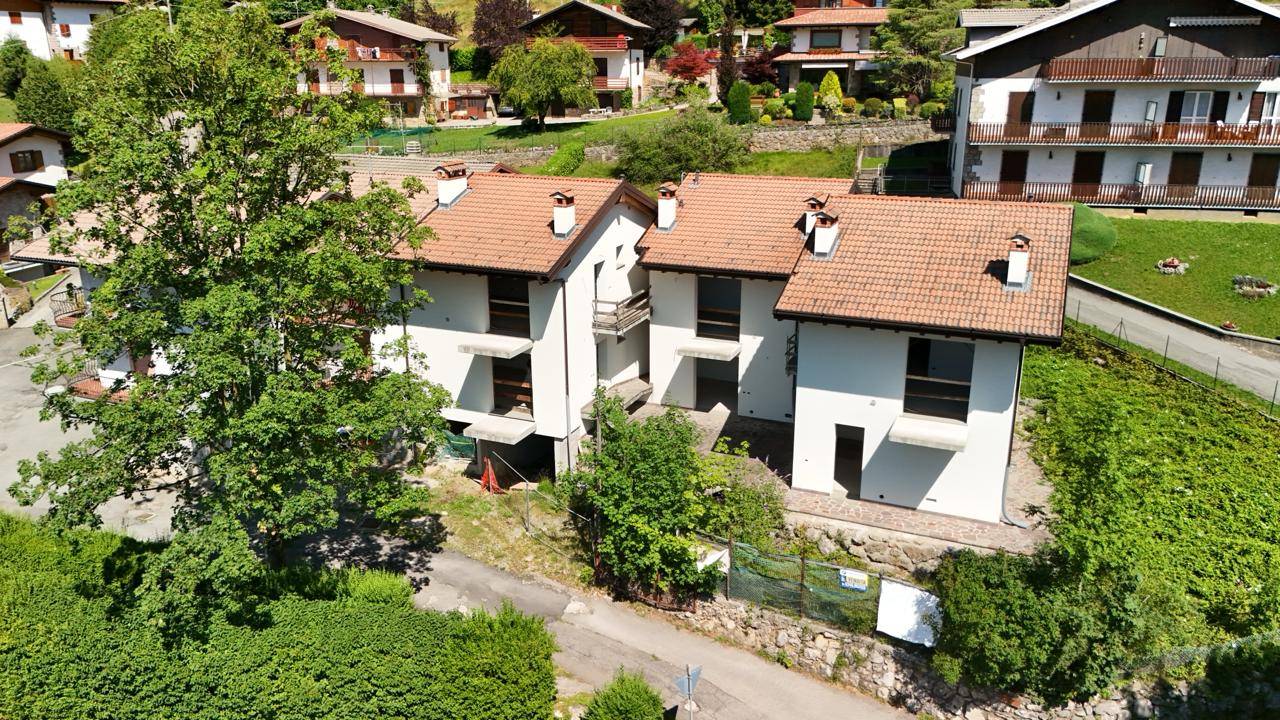 Appartamento in vendita a Castione della Presolana, Bratto