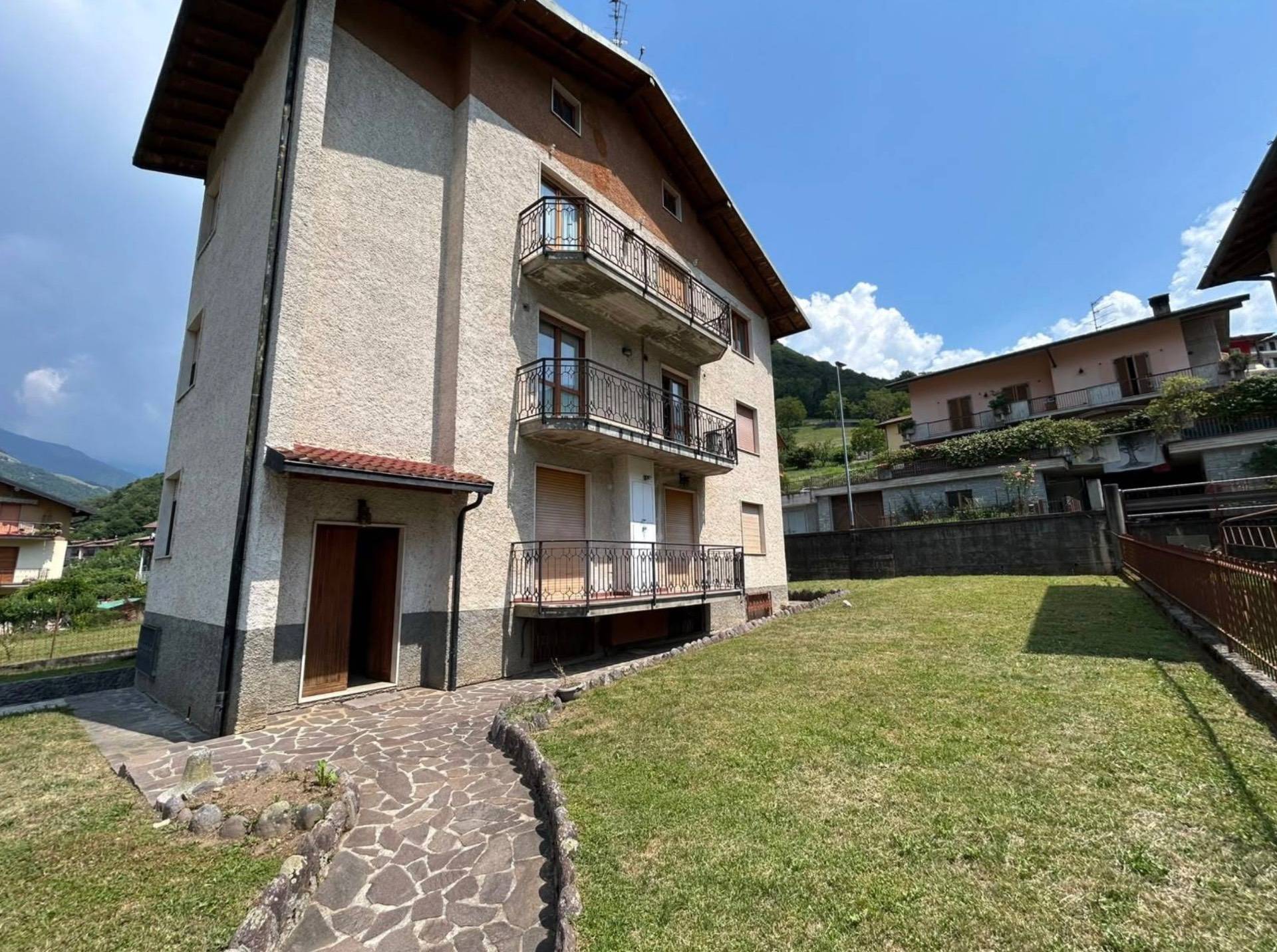 Appartamento in vendita a Villa d'Ogna