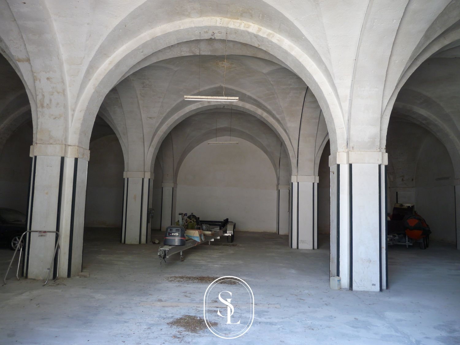 Locale commerciale in vendita a Squinzano