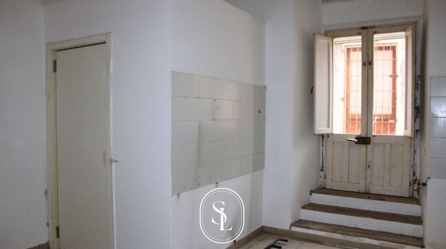 Edificio commerciale o terziario in vendita a Parabita