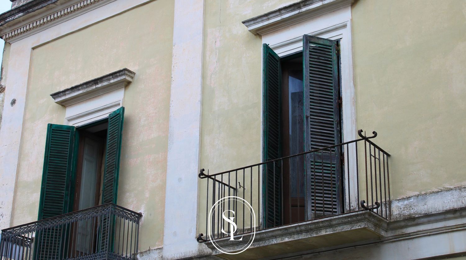 Edificio commerciale o terziario in vendita a Parabita
