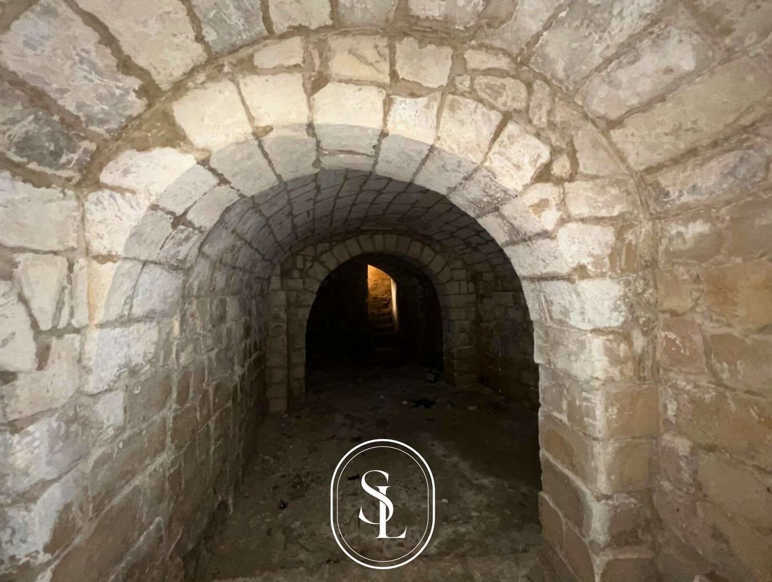 Locale commerciale in vendita a Lecce, Centro storico