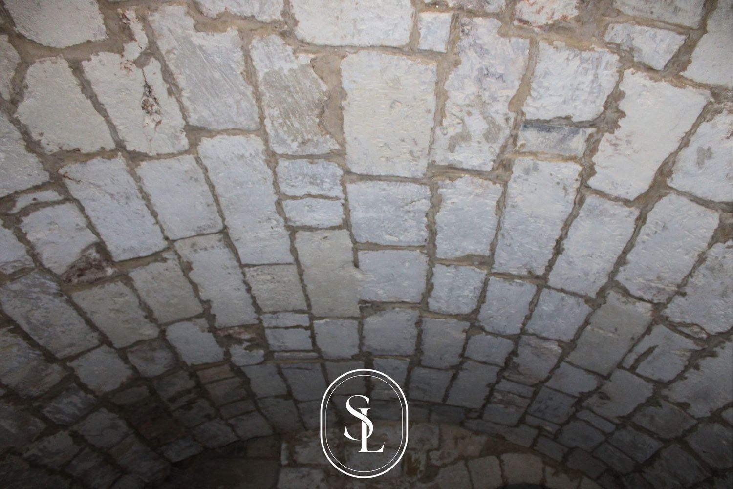 Locale commerciale in vendita a Lecce, Centro storico