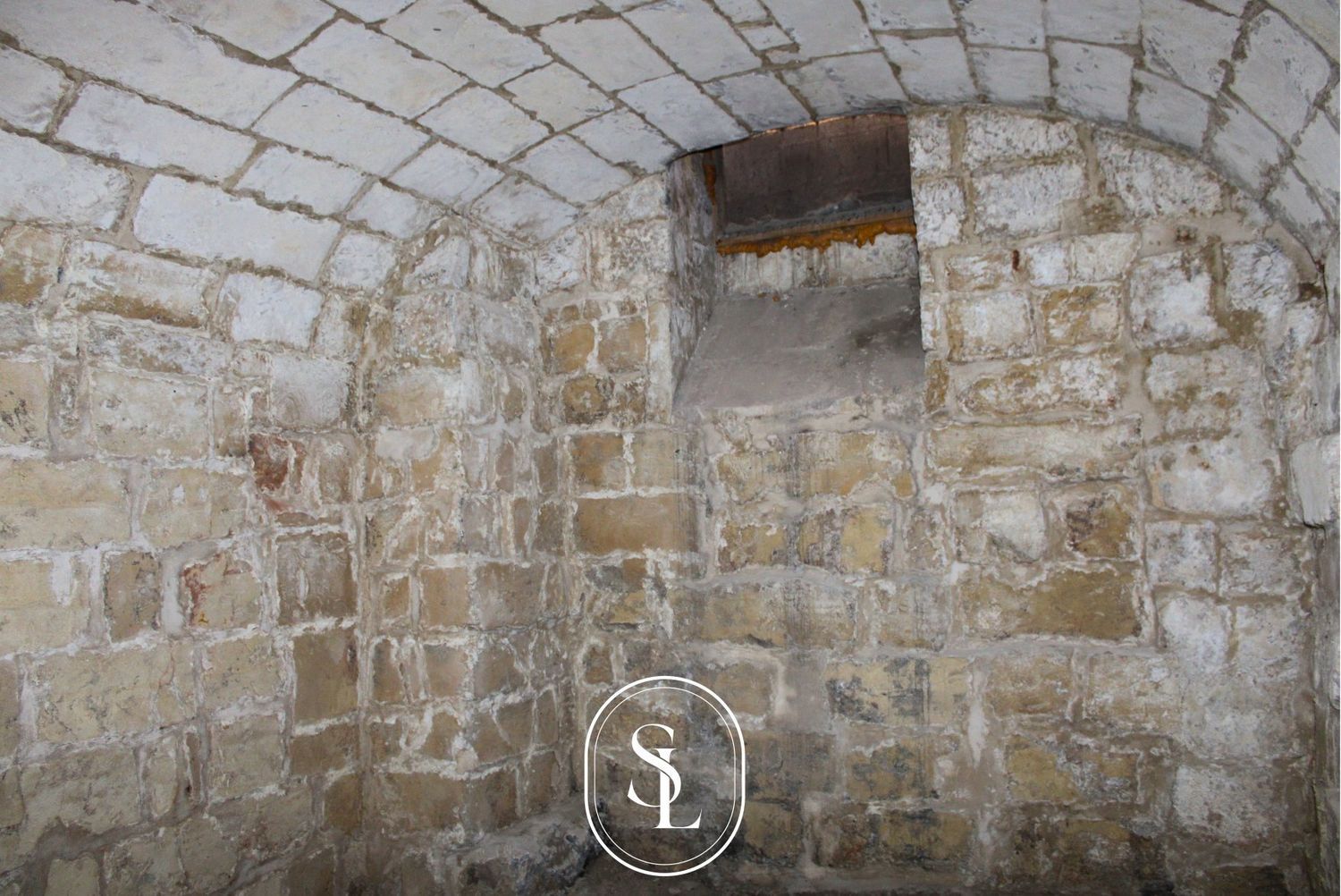 Locale commerciale in vendita a Lecce, Centro storico