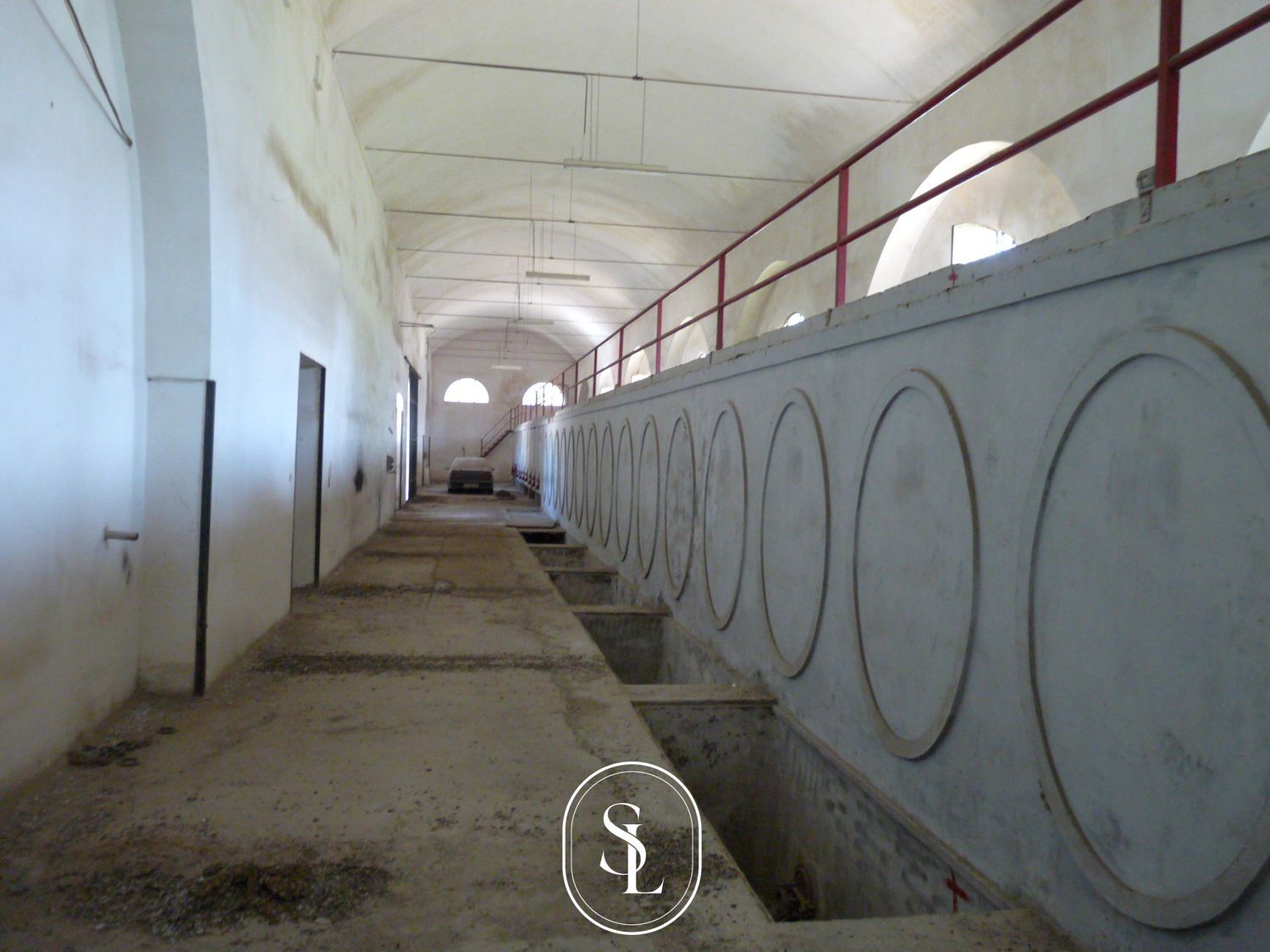 Locale commerciale in vendita a Squinzano