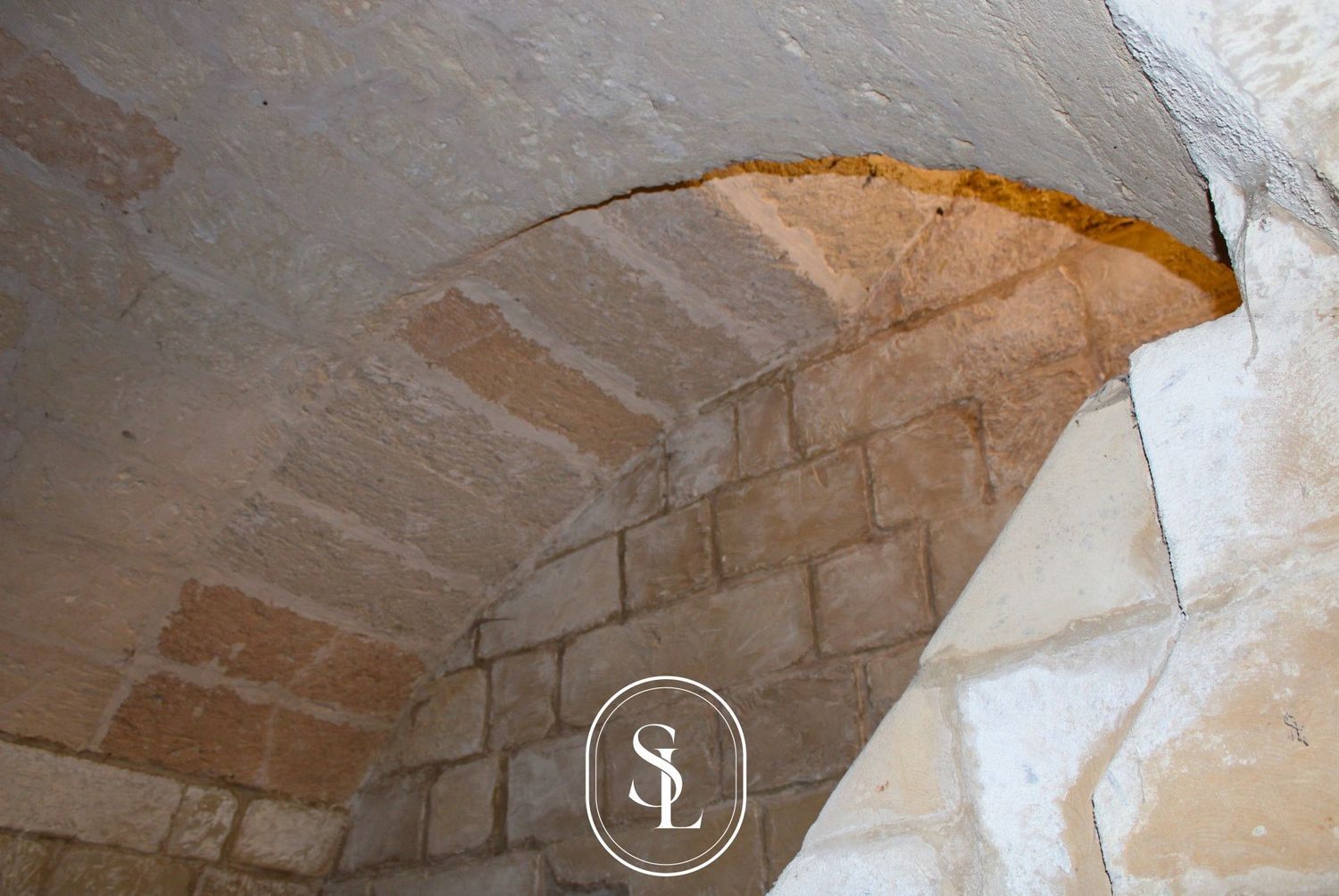 Locale commerciale in vendita a Lecce, Centro storico