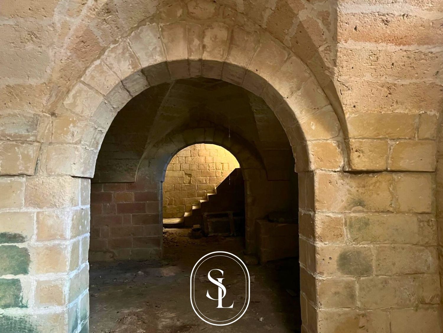 Locale commerciale in vendita a Lecce, Centro storico