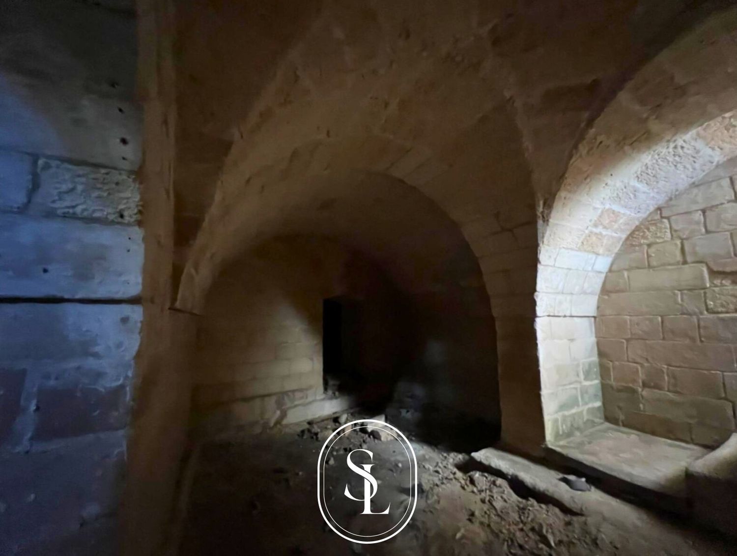 Locale commerciale in vendita a Lecce, Centro storico