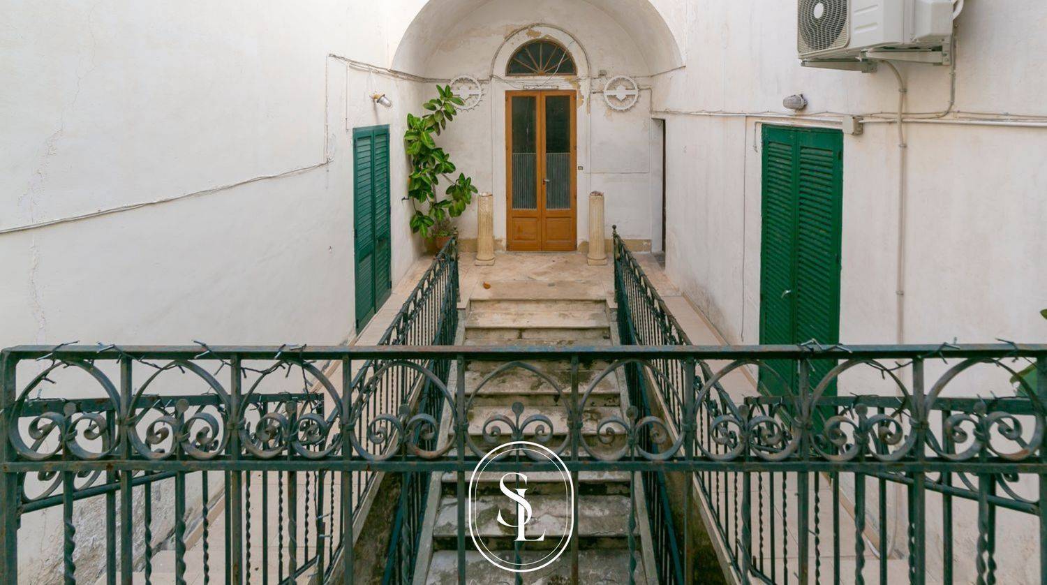 Palazzo Storico in vendita a Nard, Centro Storico