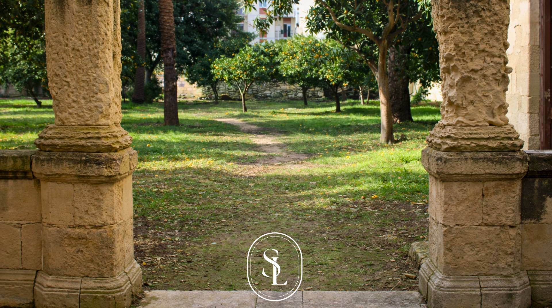 Palazzo Storico in vendita a Lecce, Centro storico