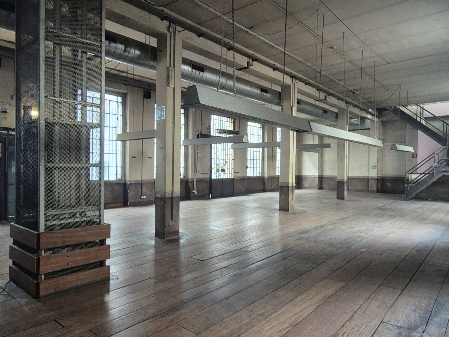 Locale commerciale in affitto a Milano, Centro Storico