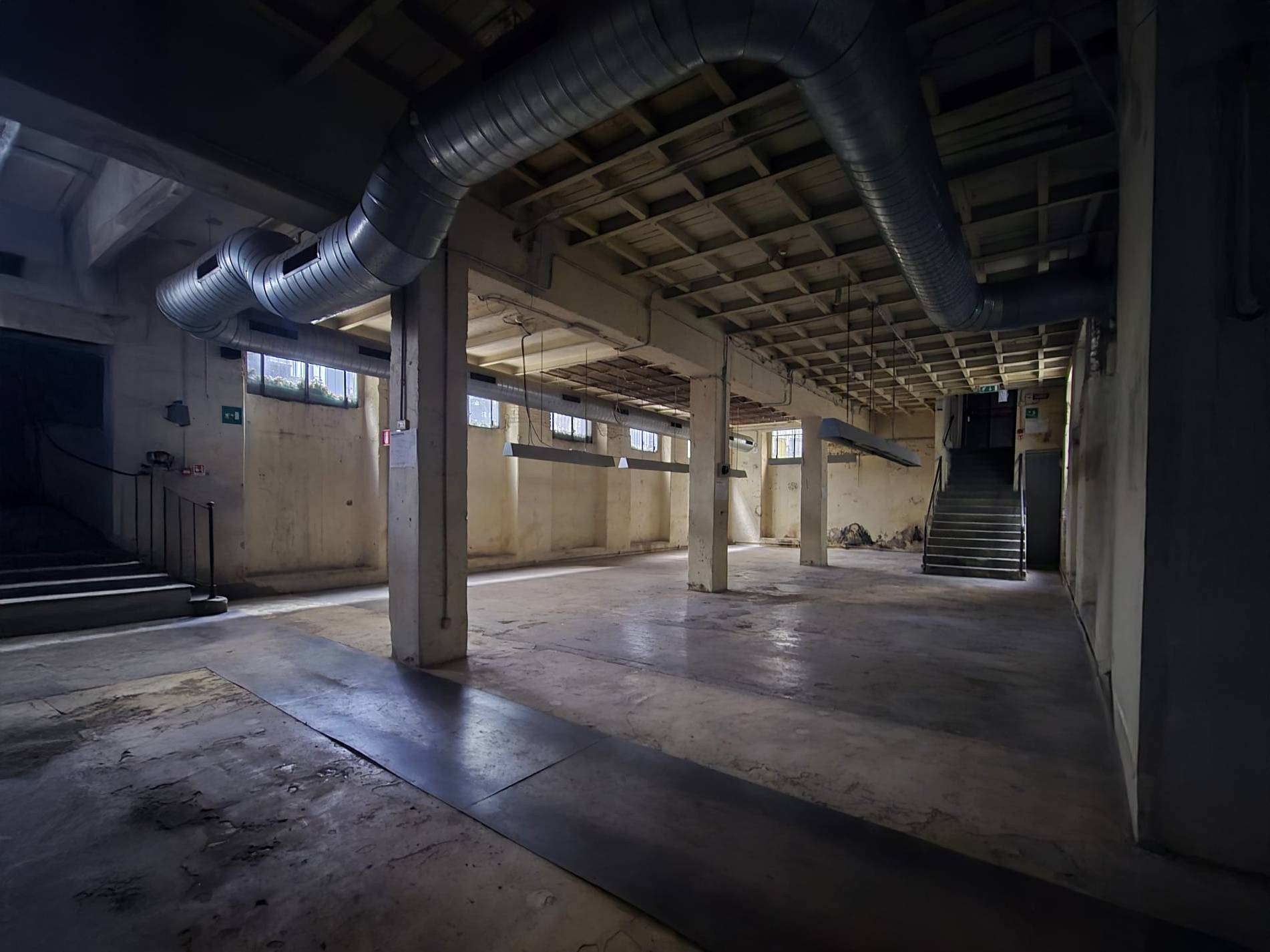 Locale commerciale in affitto a Milano, Centro Storico