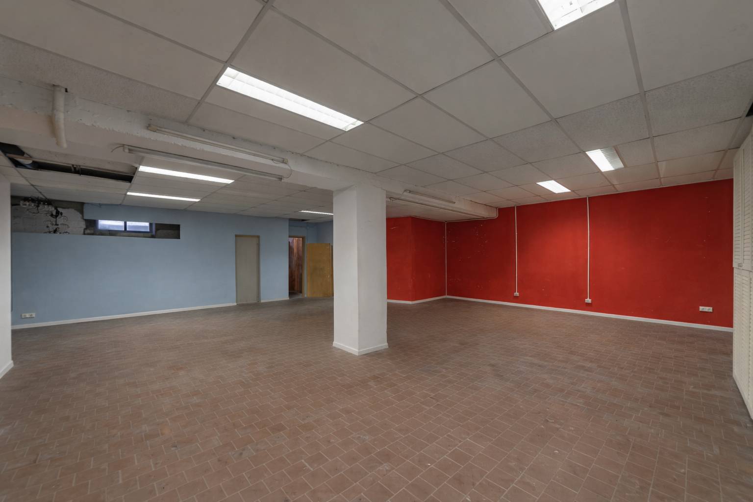 Magazzino in vendita a Milano, Barona, Giambellino, Lorenteggio