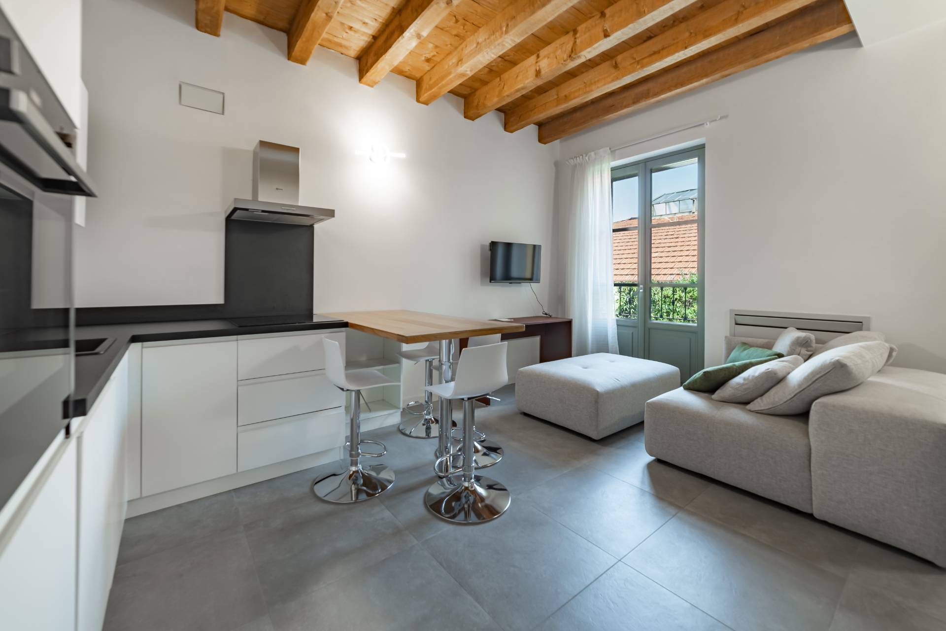 Appartamento in affitto a Milano, Barona, Famagosta