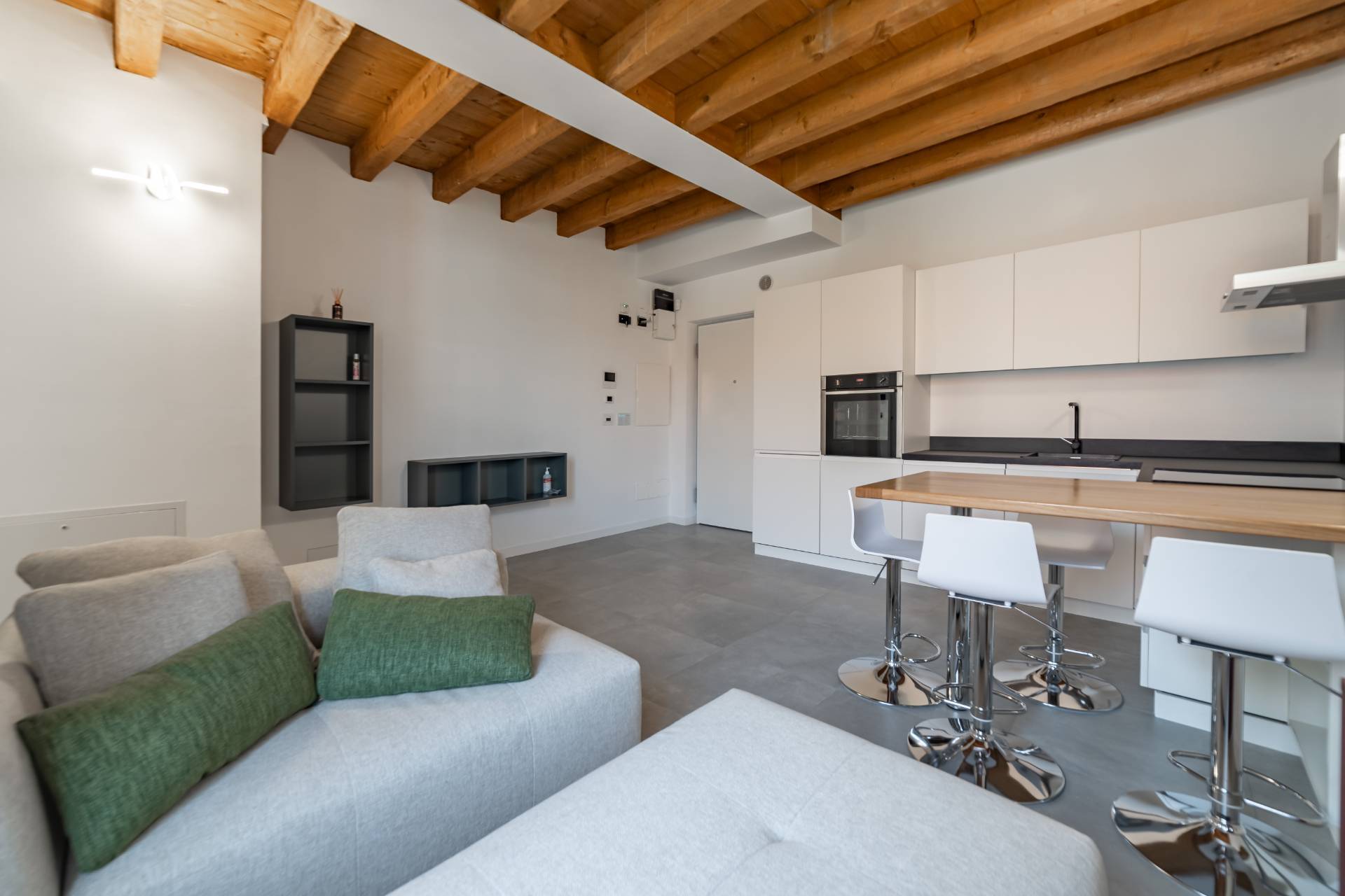 Appartamento in affitto a Milano, Barona, Famagosta