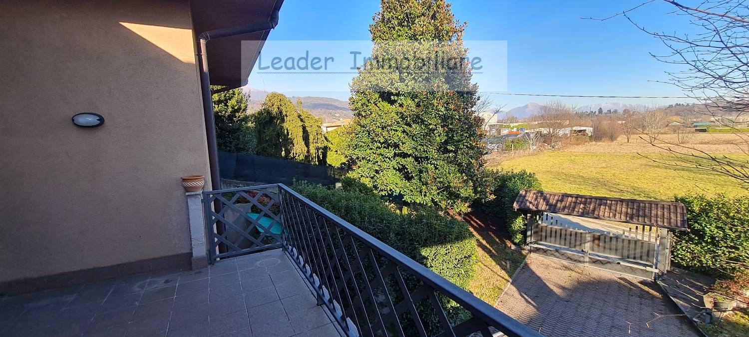 Casa indipendente in vendita a Albese con Cassano