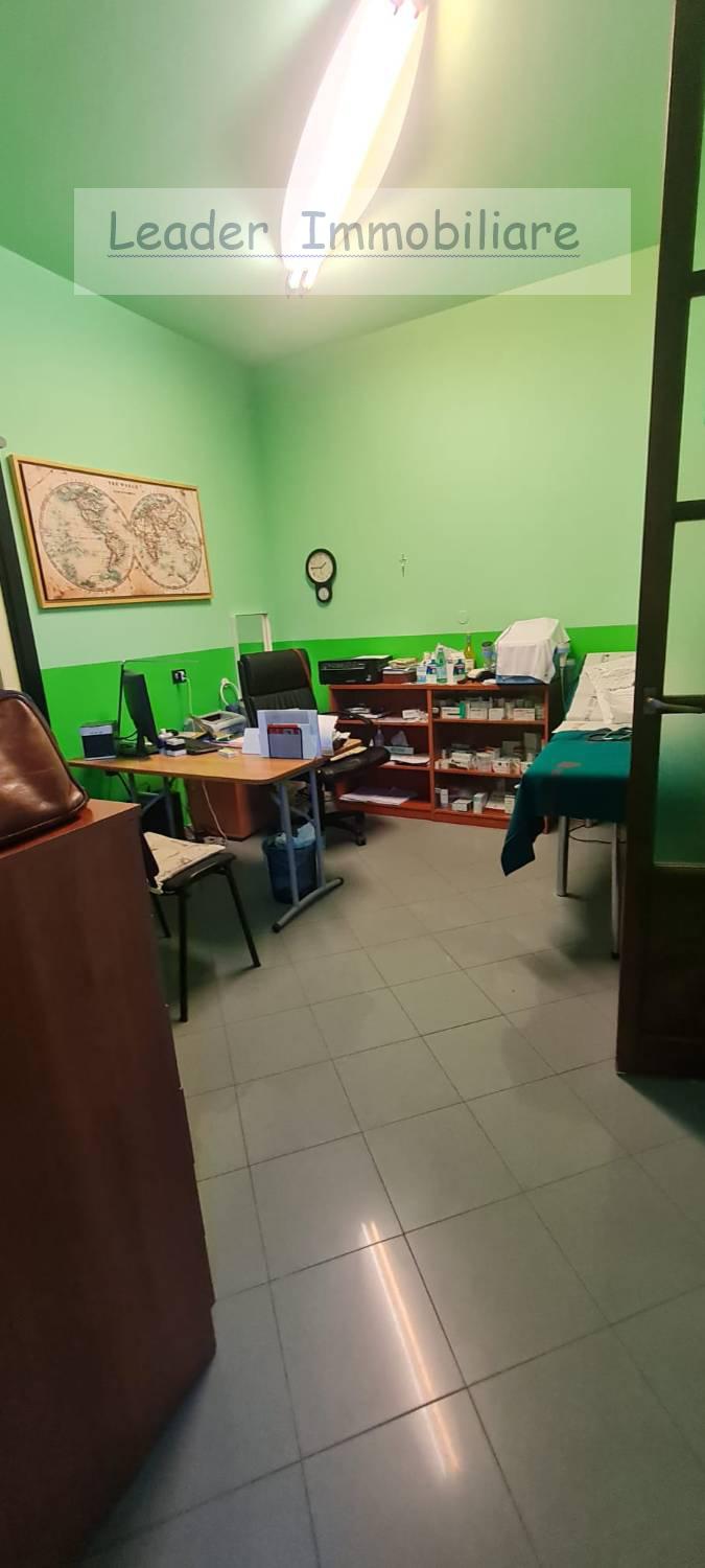 Ufficio in vendita a Bulgarograsso