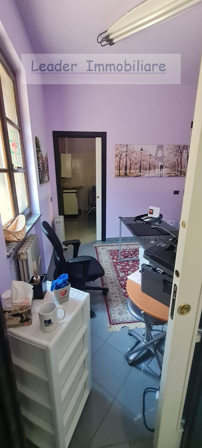 Ufficio in vendita a Bulgarograsso