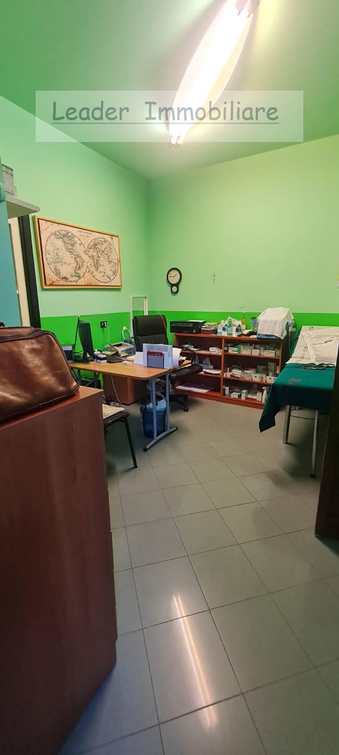 Ufficio in vendita a Bulgarograsso