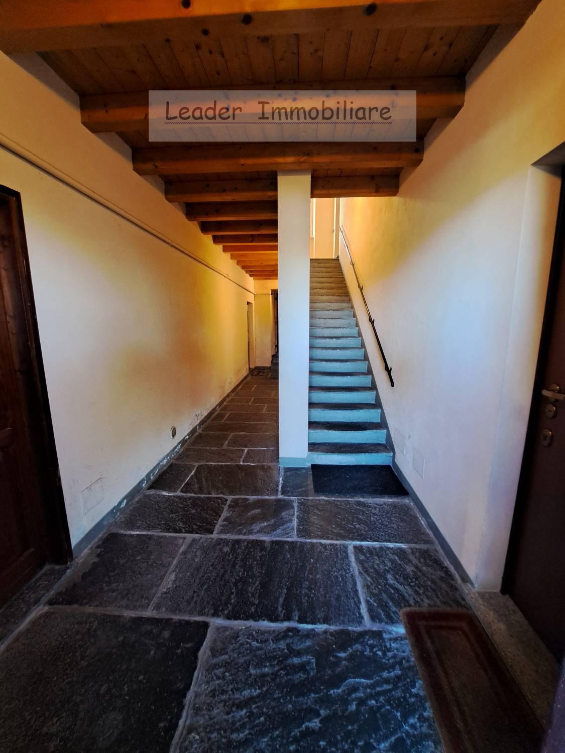 Trilocale in vendita a Como