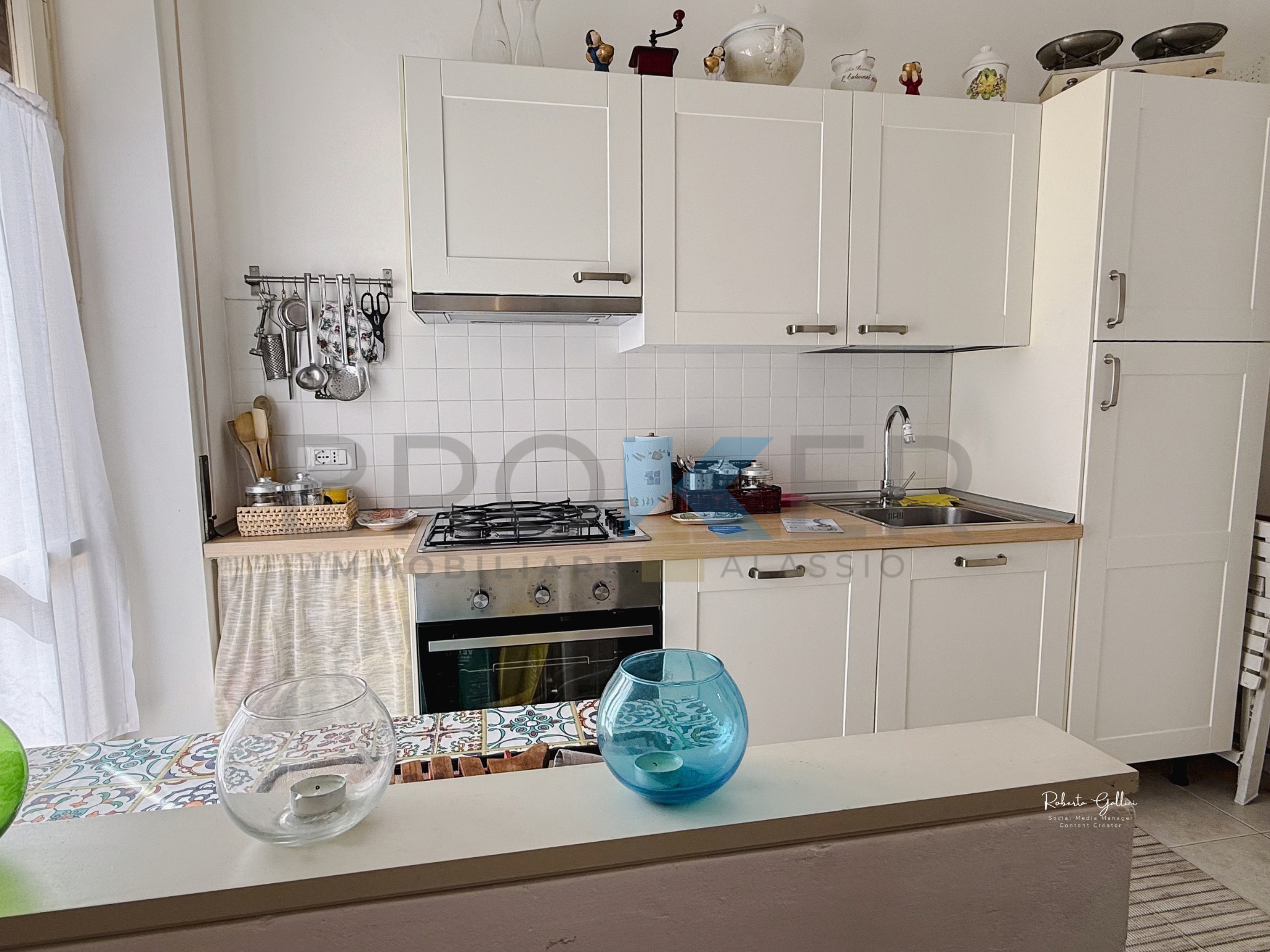 Trilocale in vendita in via privata giovanni genova bocchi bianchi 11, Alassio