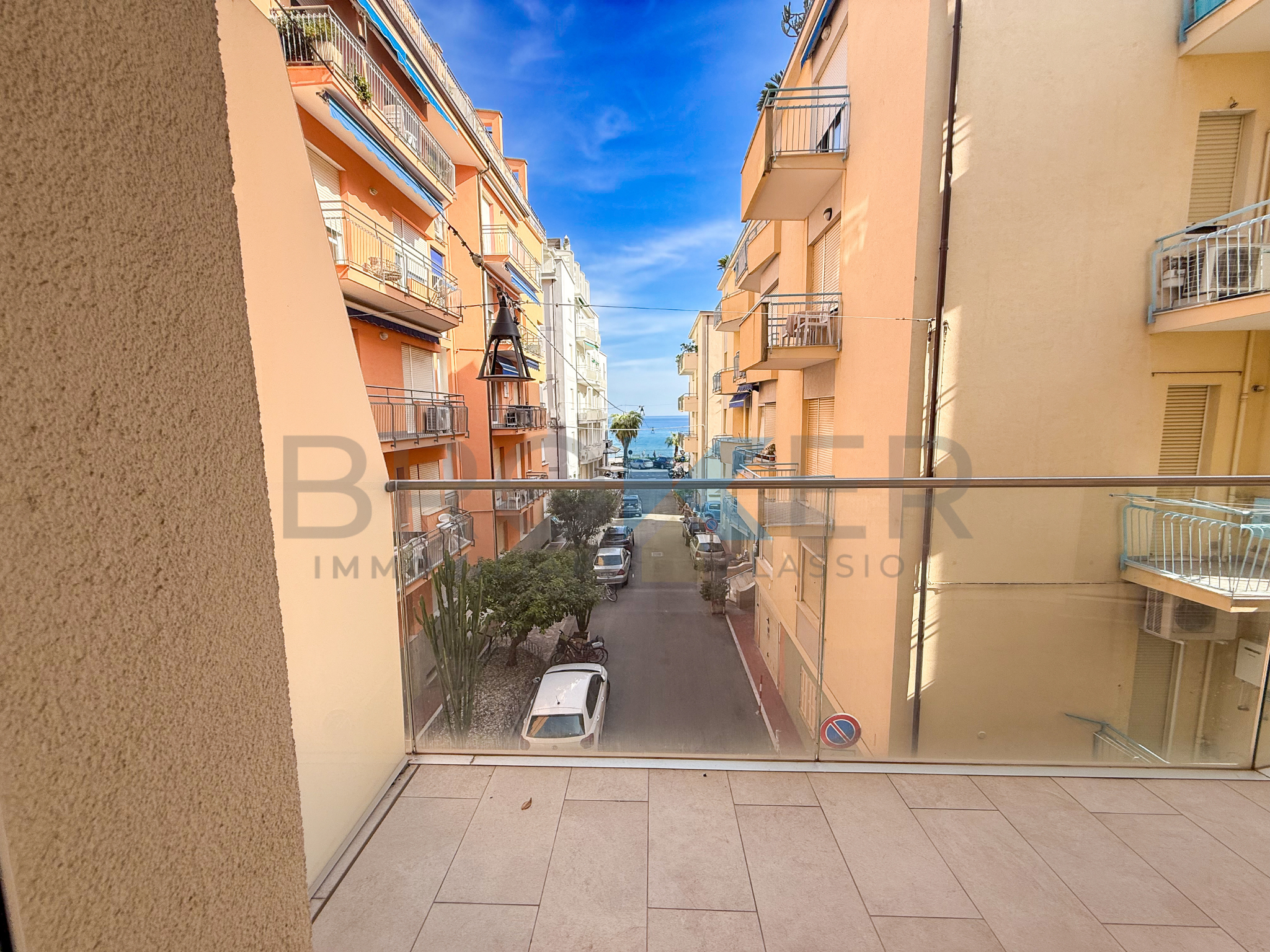 Quadrilocale vista mare in via roma 47, Alassio