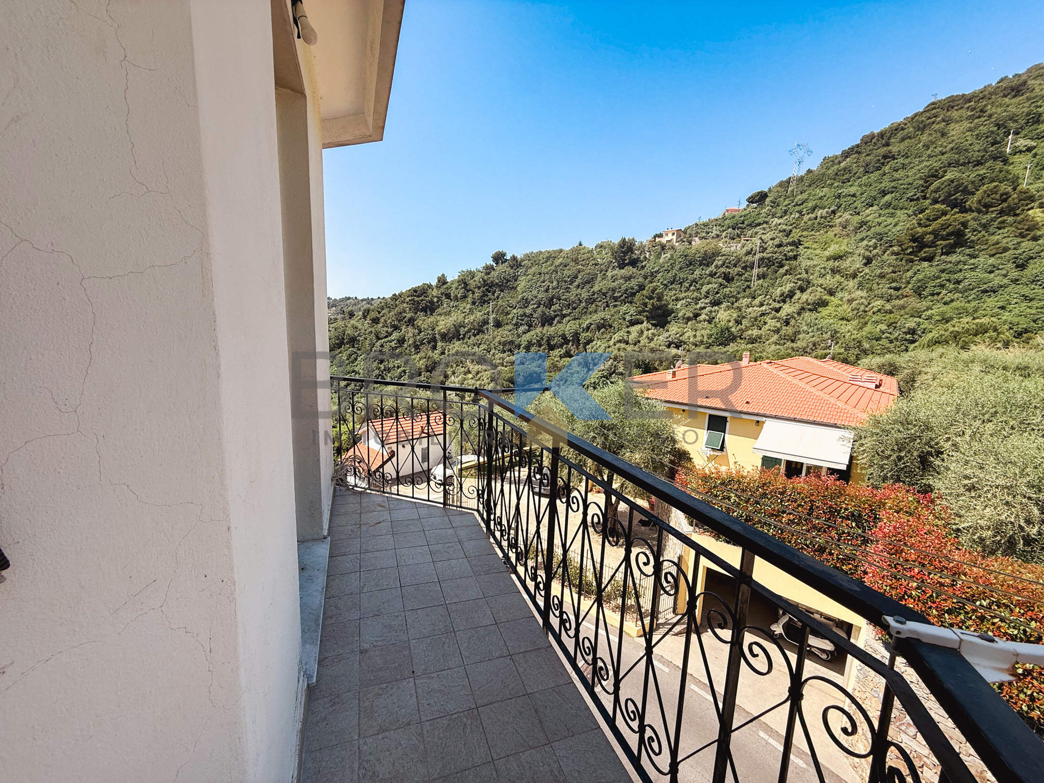 Trilocale in vendita in via francesco airaldi 82, Alassio