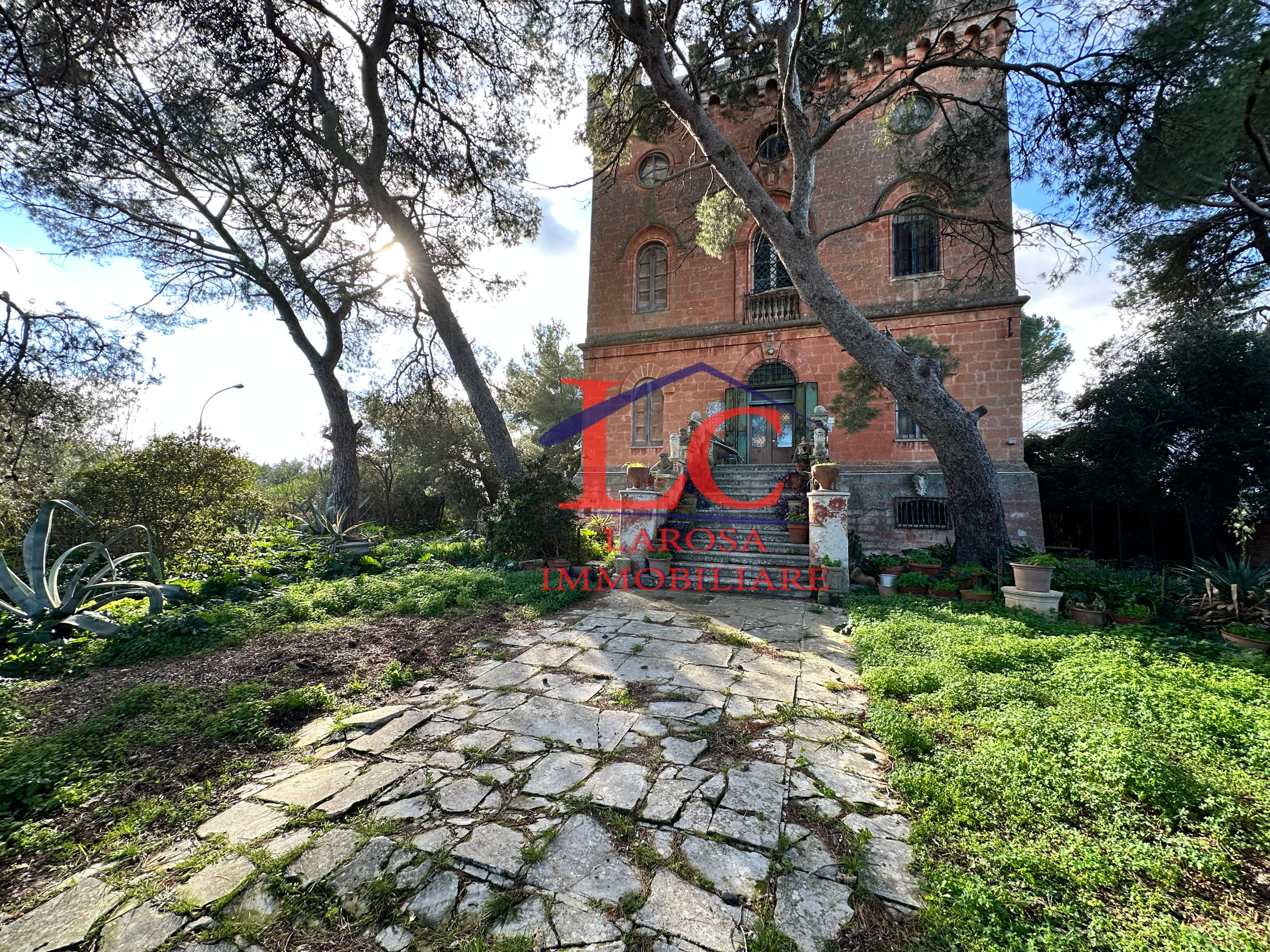 Casa indipendente con giardino in sp45 36, Crispiano