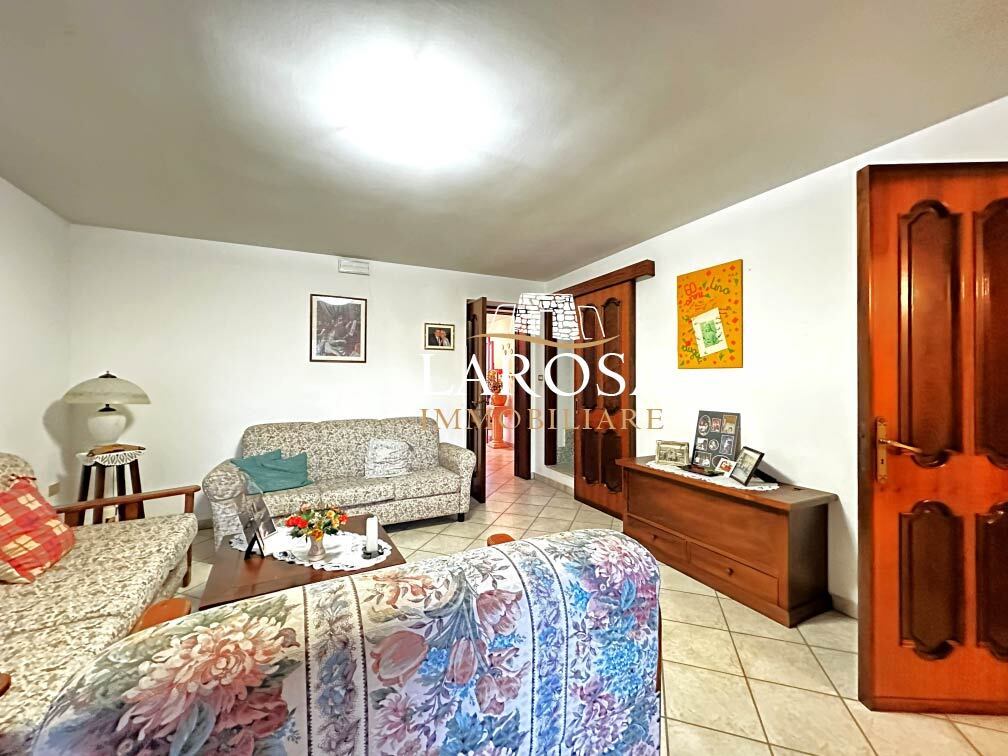 Casa indipendente con giardino in via a.de gasperi 168, Calimera