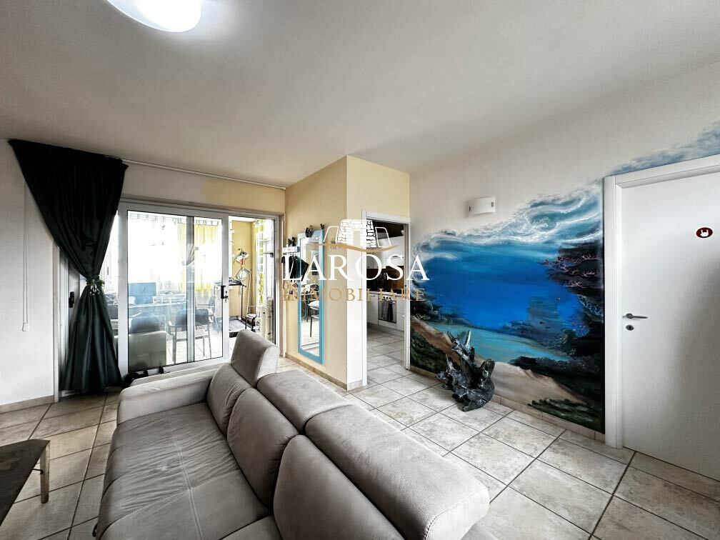 Appartamento vista mare in via vincenzo gioberti 4, Melendugno