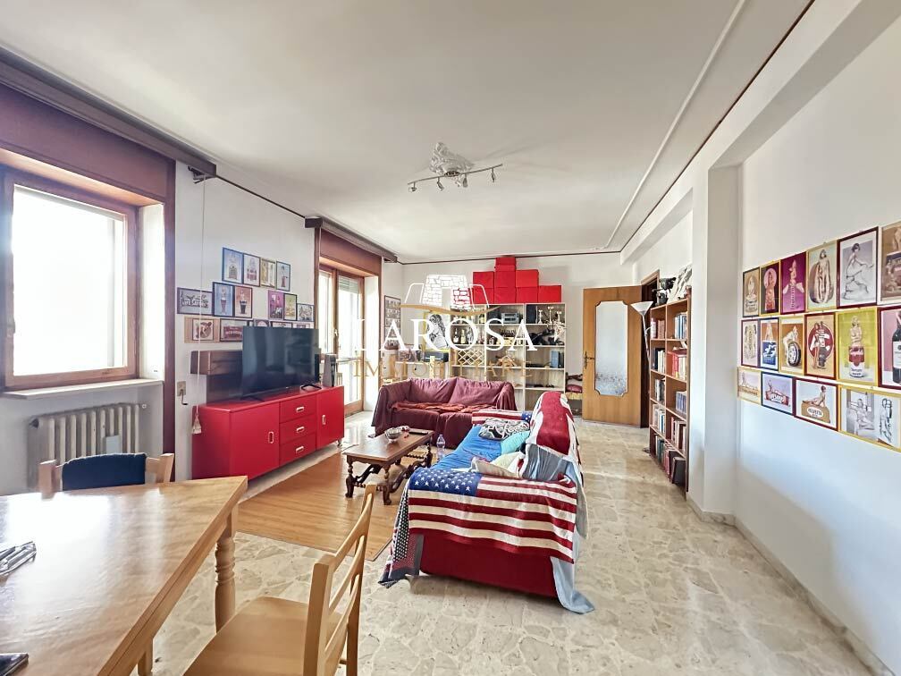 Appartamento con box in via michele saponaro 1, Lecce