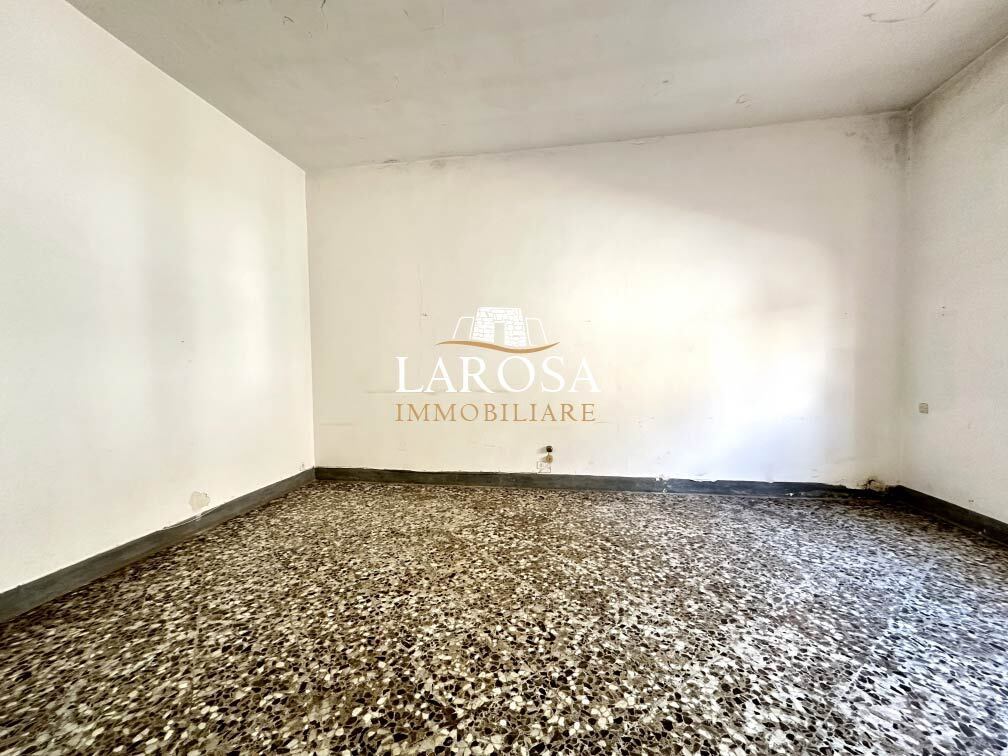 Casa indipendente con giardino in via castriota 132, Calimera