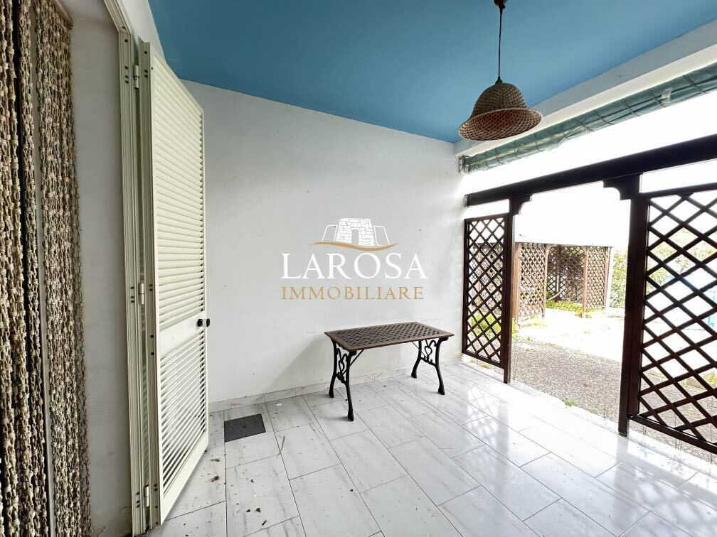 Quadrilocale con giardino in via tina pica 10, Melendugno